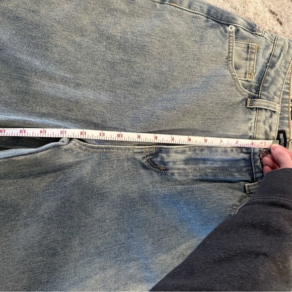Pretty Little Thing Mid Blue Wash Waistband Detail Straight Leg Jeans size 6 NWT - Picture 4 of 11